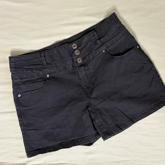 Silver Crush Pants - Silver Crush Black High Rise Shorts | Women’s Stretch Denim 3 Button Shorts Size